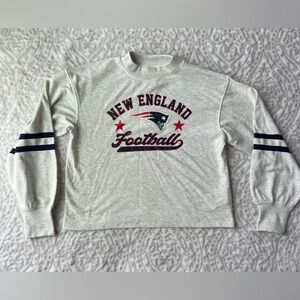 NWT NFL New England Patriots Gray Long Sleeve Top Size M